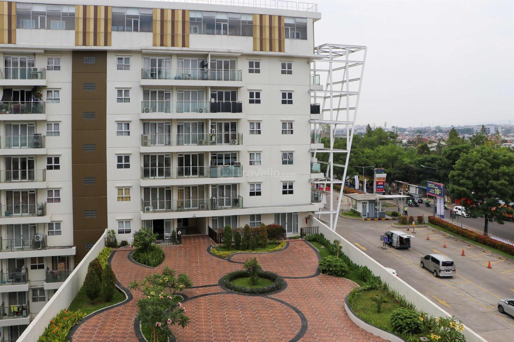 Spacious 3br With Good View At Gateway Pasteur By Travelio